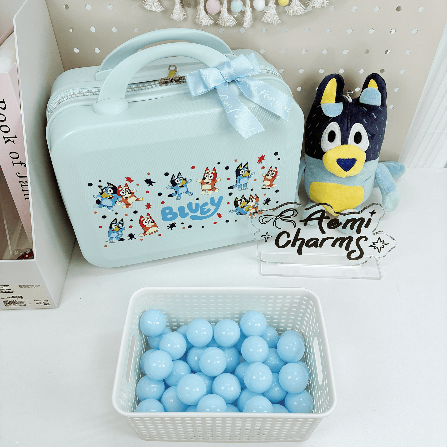 C-【B.L】14-Inch Suitcase Mystery Gift Box