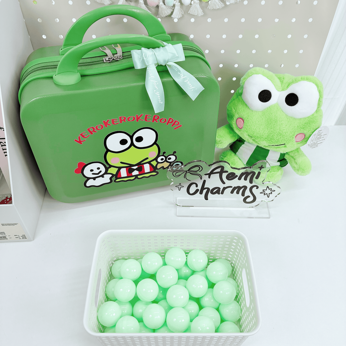 B-【KRP】14-Inch Suitcase Mystery Gift Box