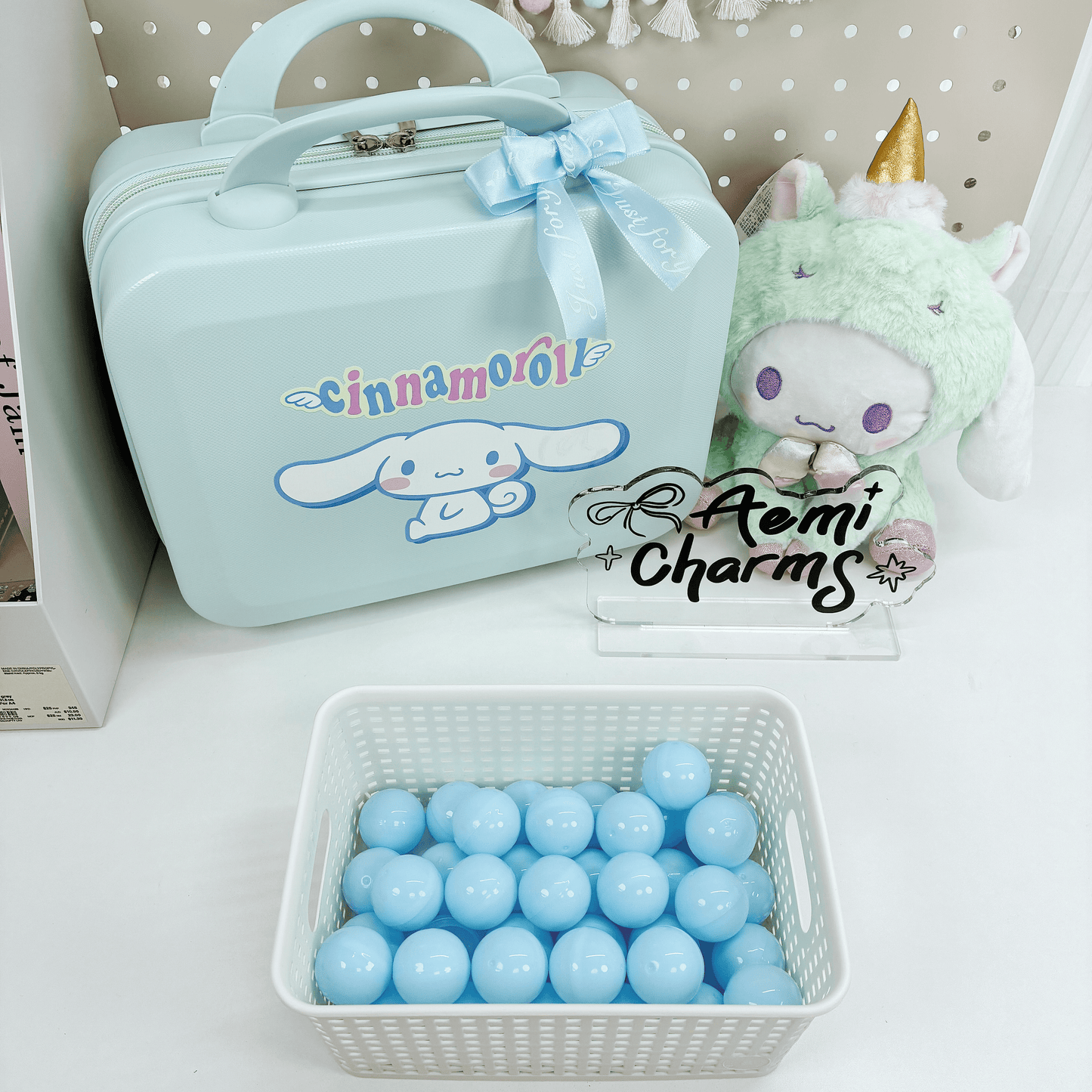 B-【CN】14-Inch Suitcase Mystery Gift Box